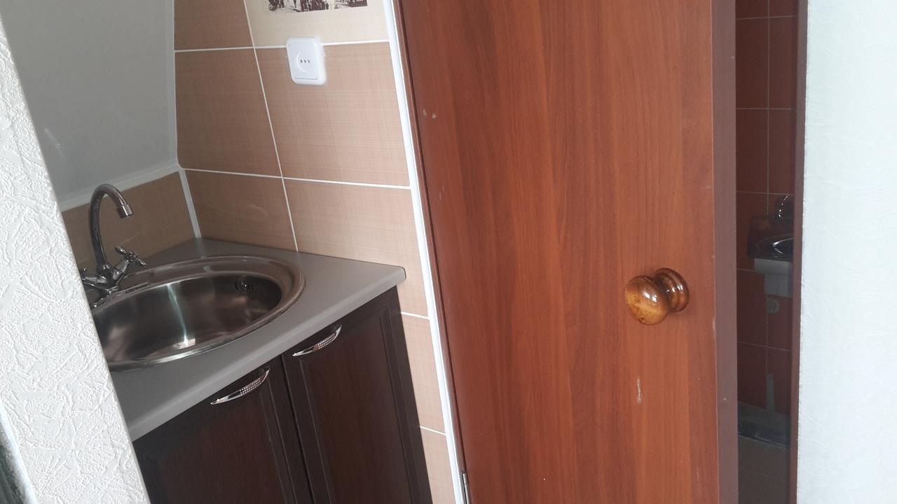 Mini Hotel Na Aiaaira Sukhumi Eksteriør bilde